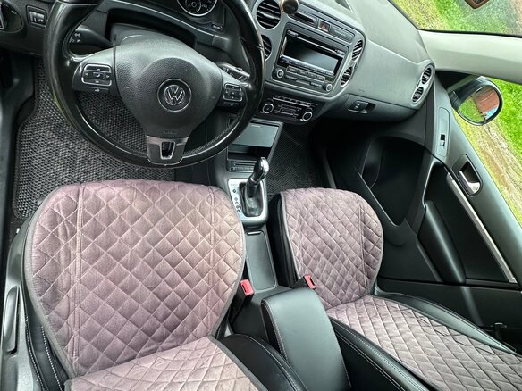 2011 Volkswagen Tiguan I Рестайлинг, чёрный, 1250000 рублей - вид 14