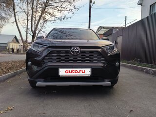 2021 Toyota RAV4 V (XA50), коричневый, 3300000 рублей, вид 1