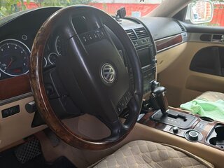 2006 Volkswagen Touareg I, белый, 550000 рублей, вид 5