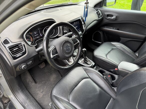 2019 Jeep Compass II, серый, 2050000 рублей - вид 5