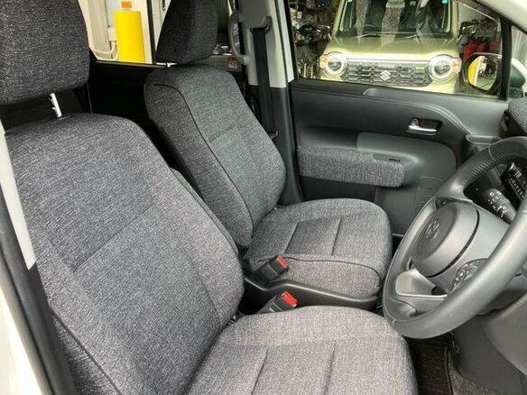 2023 Toyota Sienta III, белый, 1290000 рублей - вид 14