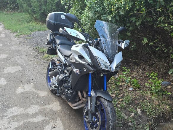 2014 Yamaha MT-09 Tracer (FJ-09), серый, 700000 рублей - вид 5