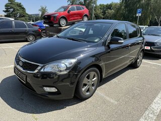 2010 Kia Ceed I Рестайлинг, чёрный, 750000 рублей, вид 2