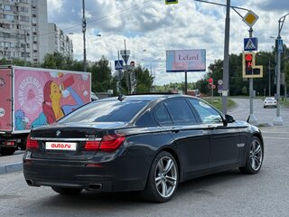 2014 BMW 7 серии 740i V (F01/F02/F04) Рестайлинг, чёрный, 2690000 рублей, вид 3