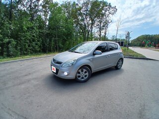 2010 Hyundai i20 I, серебристый, 650000 рублей, вид 3