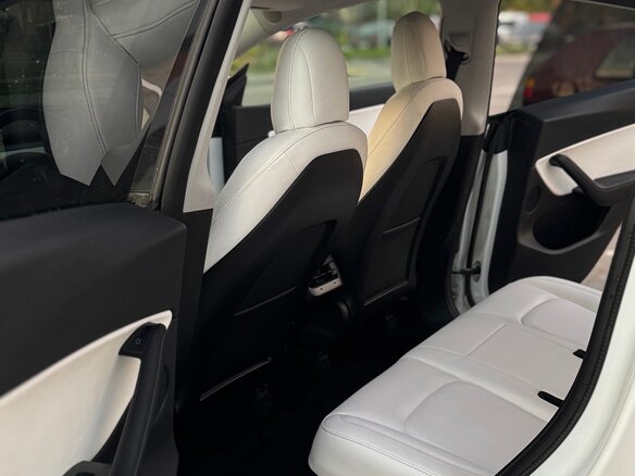 2021 Tesla Model Y Long Range Dual Motor I, белый, 1900000 рублей - вид 9