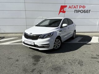 2016 Kia Rio III Рестайлинг, белый, 1330000 рублей, вид 1