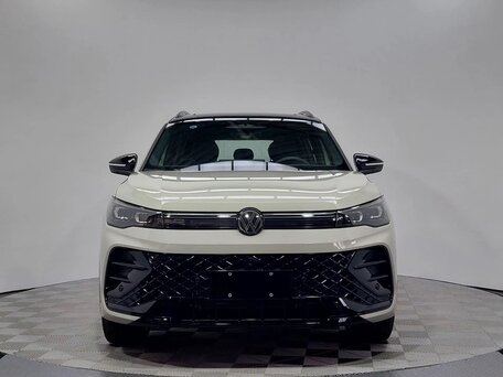 2026 Volkswagen Tiguan L Pro III (China Market), белый, 5250000 рублей, вид 3