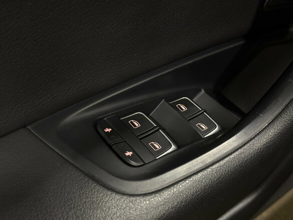 2015 Audi A6 IV (C7) Рестайлинг, чёрный, 1960000 рублей - вид 18