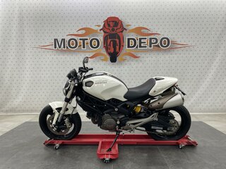 2013 Ducati Monster 696, белый, 429000 рублей, вид 2