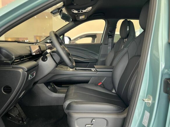2026 Omoda C7, зелёный, 3099000 рублей - вид 5