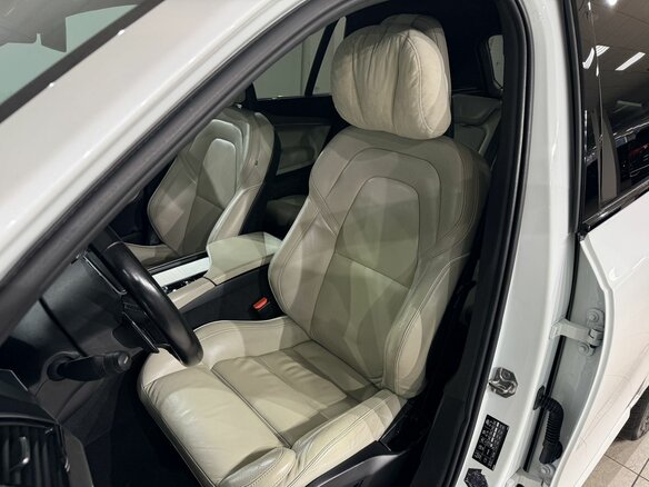2019 Volvo XC90 B5 II Рестайлинг 1, белый, 3600000 рублей - вид 14