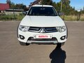 2014 Mitsubishi L200 IV Рестайлинг, белый, 1800000 рублей - вид 1