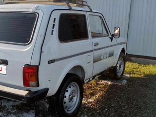1997 Lada (ВАЗ) 2121 (4x4) I Рестайлинг, белый, 230000 рублей, вид 1
