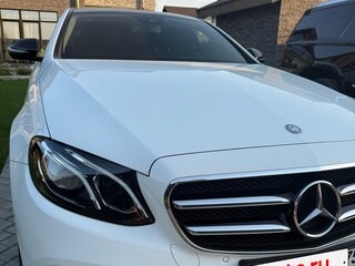 2016 Mercedes-Benz E-Класс 200 V (W213, S213, C238), белый, 3090000 рублей, вид 5