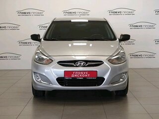 2011 Hyundai Solaris I, серебристый, 435000 рублей, вид 3
