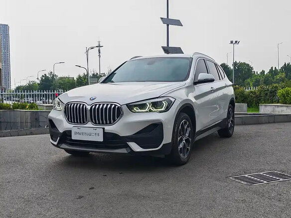 2022 BMW X1 Long 20Li sDrive II (F48) Рестайлинг, белый, 2100000 рублей