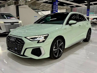 2022 Audi A3 Sportback 35 TFSI IV (8Y), зелёный, 1903000 рублей, вид 1