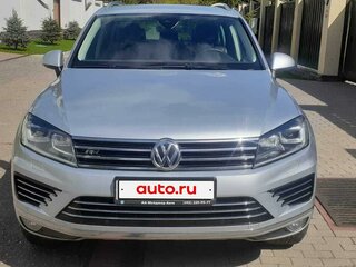 2016 Volkswagen Touareg II Рестайлинг, серебристый, 2500000 рублей, вид 5