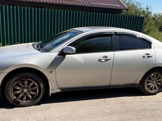 2006 Mitsubishi Galant IX Рестайлинг, серебристый, 450000 рублей, вид 4