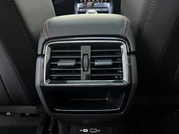 2023 Skoda Karoq I, бежевый, 2200000 рублей - вид 17