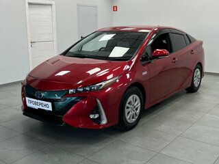 2018 Toyota Prius IV Рестайлинг (XW50), красный, 2310000 рублей, вид 1