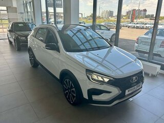 2026 Lada (ВАЗ) Vesta SW Cross I Рестайлинг (NG), белый, 2251000 рублей, вид 4