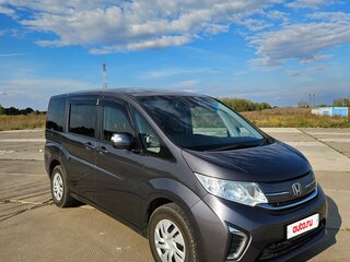 2018 Honda Stepwgn V Рестайлинг, серый, 1950000 рублей, вид 2