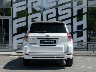2009 Toyota Vanguard, белый, 1359000 рублей, вид 4