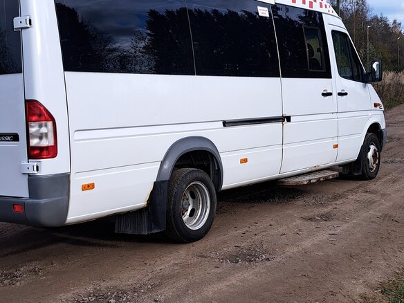 2016 Mercedes-Benz Sprinter Classic, белый, 1650000 рублей - вид 3