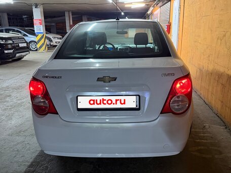 2014 Chevrolet Aveo II, белый, 490000 рублей, вид 4