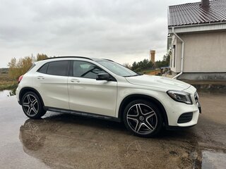 2017 Mercedes-Benz GLA 250 I (X156) Рестайлинг, белый, 2280000 рублей, вид 2