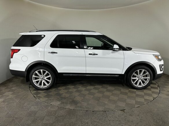 2016 Ford Explorer V Рестайлинг, белый - вид 3