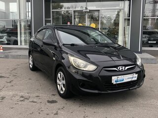 2013 Hyundai Solaris I, чёрный, 552000 рублей, вид 3