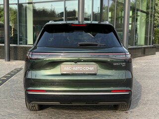 2026 Geely EX5 Гибрид EM-R, зелёный, 3829990 рублей, вид 4