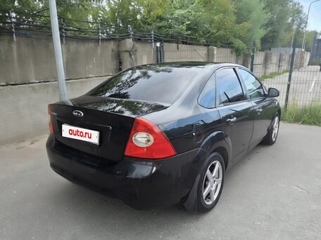 2010 Ford Focus II Рестайлинг, чёрный, 535000 рублей, вид 5