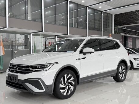2023 Volkswagen Tiguan L II Рестайлинг (China Market), белый, 2143000 рублей, вид 1