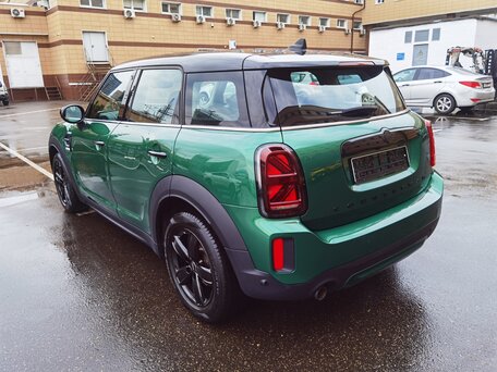 2022 Mini Countryman Cooper II Рестайлинг, зелёный, 2900000 рублей, вид 3