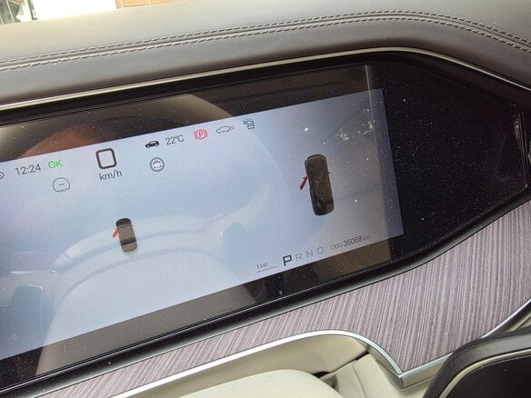 2025 Denza N9 46.9 kWh, чёрный - вид 12