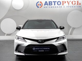 2021 Toyota Camry VIII (XV70) Рестайлинг, белый, 2980000 рублей, вид 3