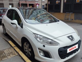 2011 Peugeot 308 I Рестайлинг, белый, 300000 рублей, вид 4