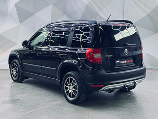 2013 Skoda Yeti I, чёрный, 670000 рублей, вид 4