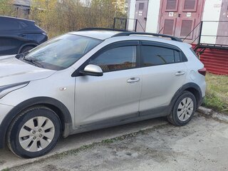 2018 Kia Rio X-Line IV, серебристый, 1100000 рублей, вид 3
