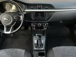 2017 Kia Rio IV, белый, 1290000 рублей, вид 3