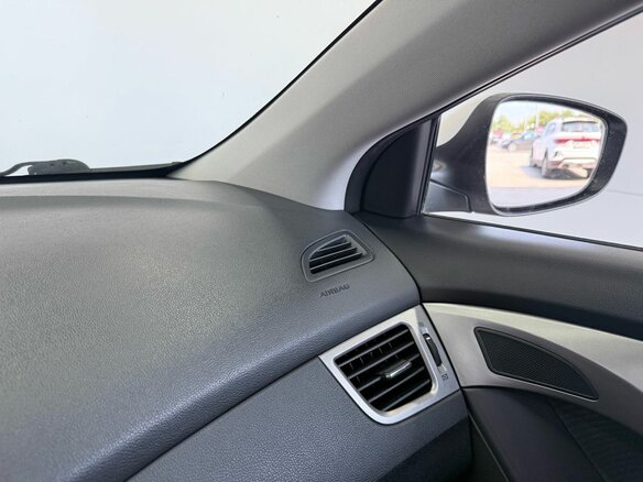 2013 Hyundai Elantra V (MD), белый, 989000 рублей - вид 16