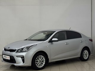 2020 Kia Rio IV, серый, 1599000 рублей, вид 1