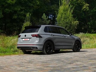 2021 Volkswagen Tiguan II Рестайлинг, белый, 3800000 рублей, вид 4