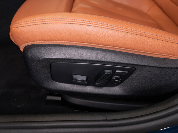 2018 BMW 5 серии 520d xDrive VII (G30/G31/G38), синий - вид 15