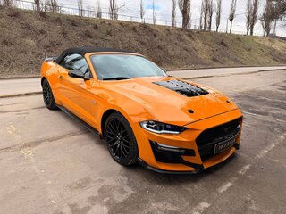 2018 Ford Mustang VI Рестайлинг, оранжевый, 2750000 рублей, вид 2
