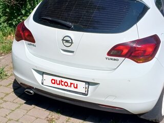 2011 Opel Astra J, белый, 1000000 рублей, вид 2